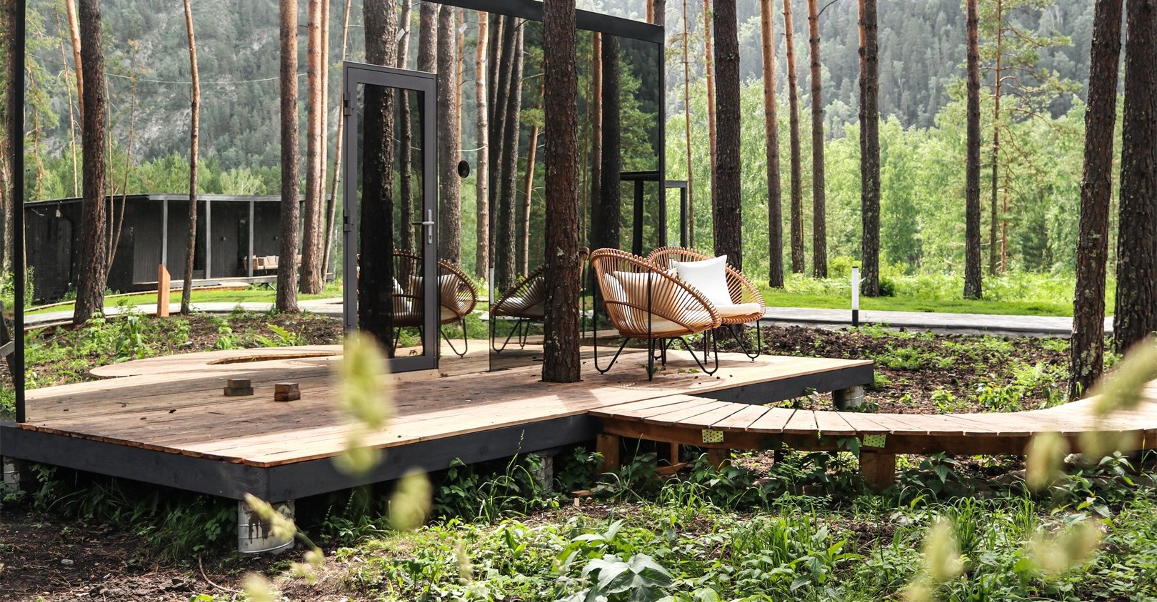 Отель PINEWOOD RESORT & SPA