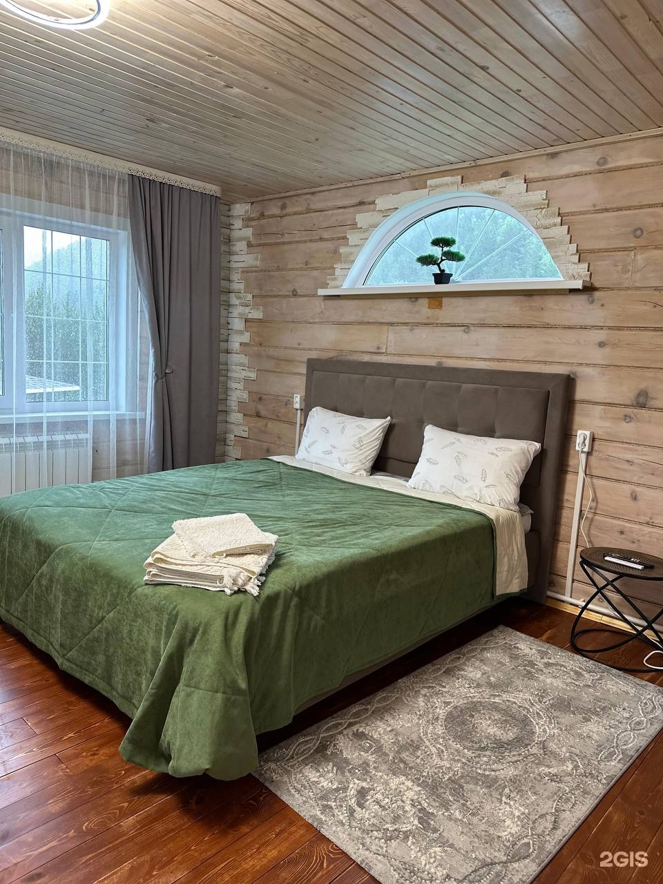 Двухместный номер с двуспальной кроватью с видом на горы - фото 1