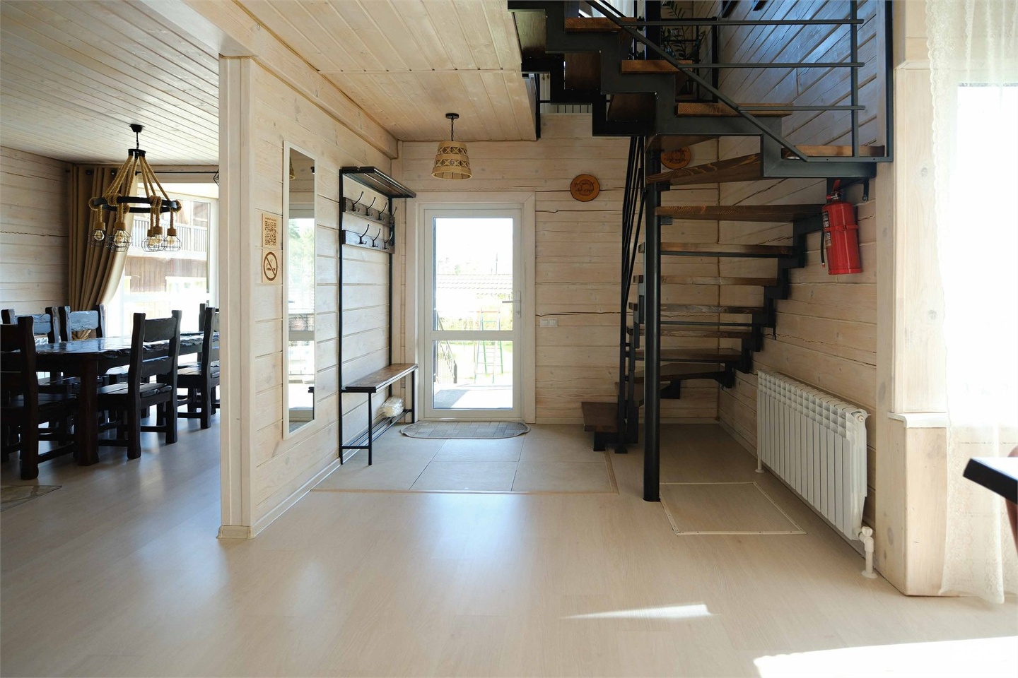 Двухэтажный коттедж - фото 4