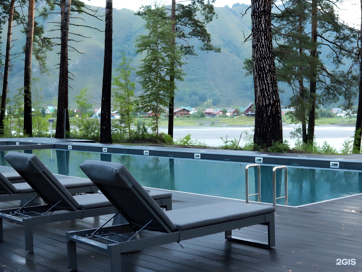 Хвоя в горах - фото 28