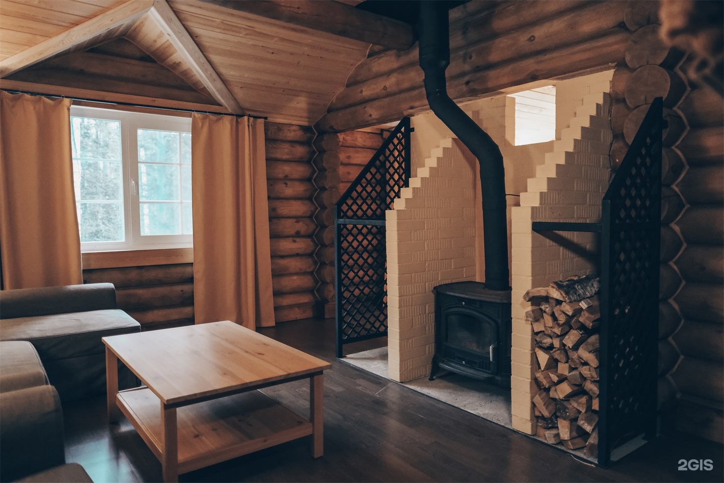 Студия с камином - фото 1