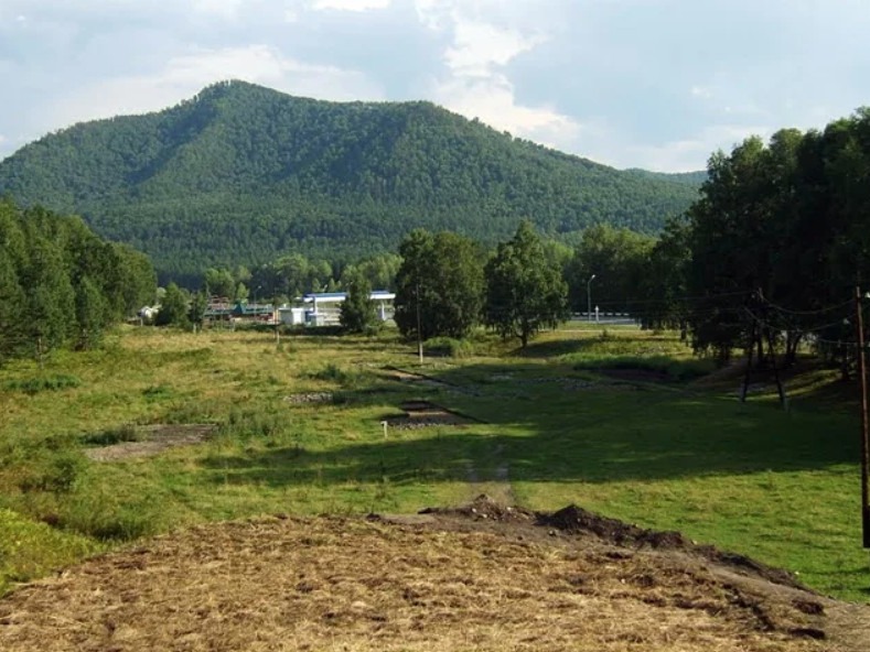 Комплекс древних памятников у села Манжерок - фото 1