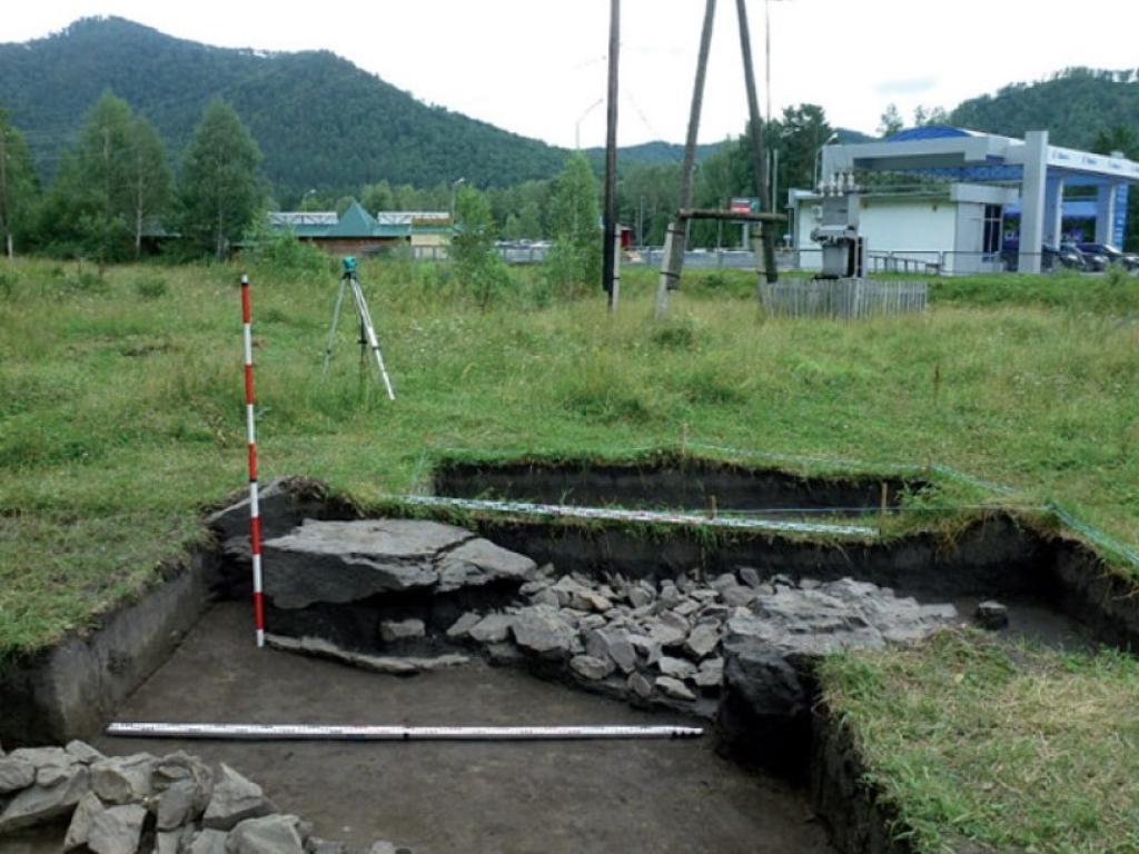 Комплекс древних памятников у села Манжерок - фото 2