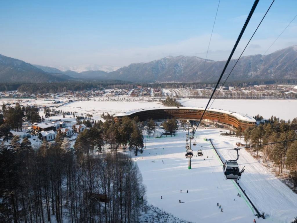 Всесезонный курорт «Манжерок» - фото 1