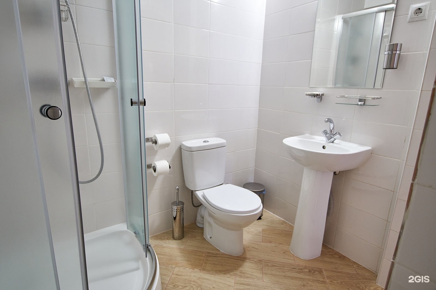 Стандарт семейный двухэтажный 3+2 (2хсп кровать+евро+2 кровати) - фото 6