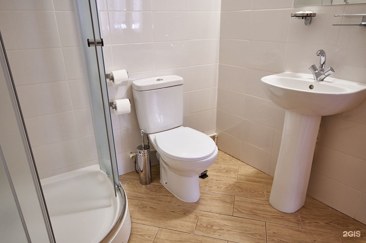 Стандарт двухместный с двуспальной кроватью - фото 3