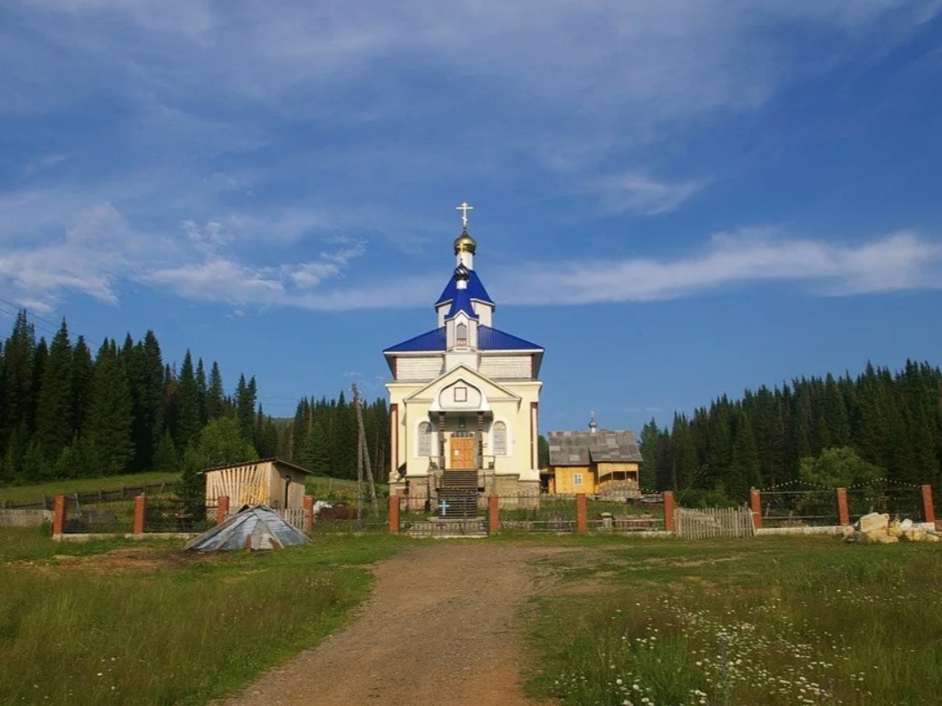 Храм Пресвятой Богородицы в селе Чоя  - фото 1