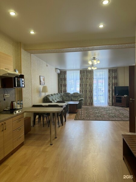 Апартаменты  комфорт (1 корпус) - фото 1