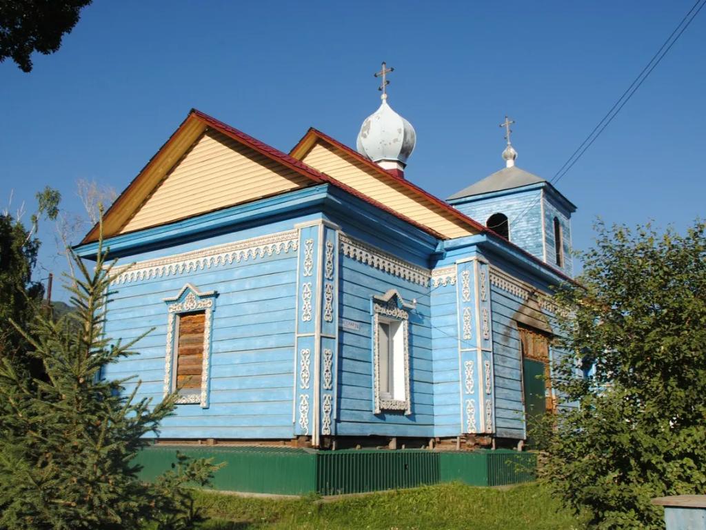 Свято-Троицкий храм в селе Онгудай - фото 2