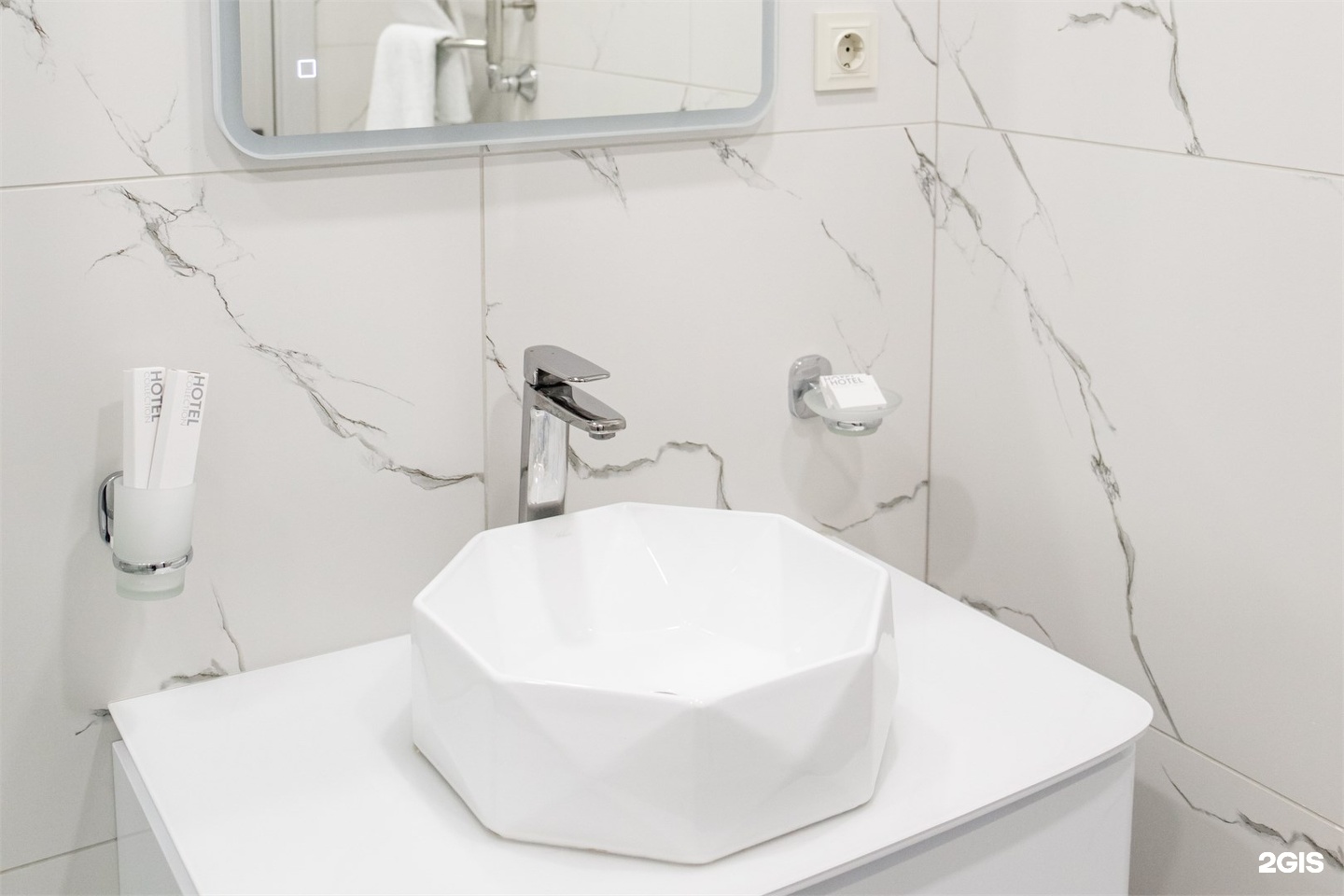 Люкс с видом на горы - фото 4