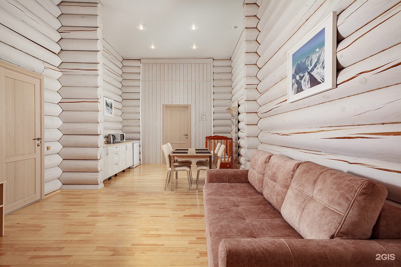 Семейный Дом номер 7 Люкс - фото 2