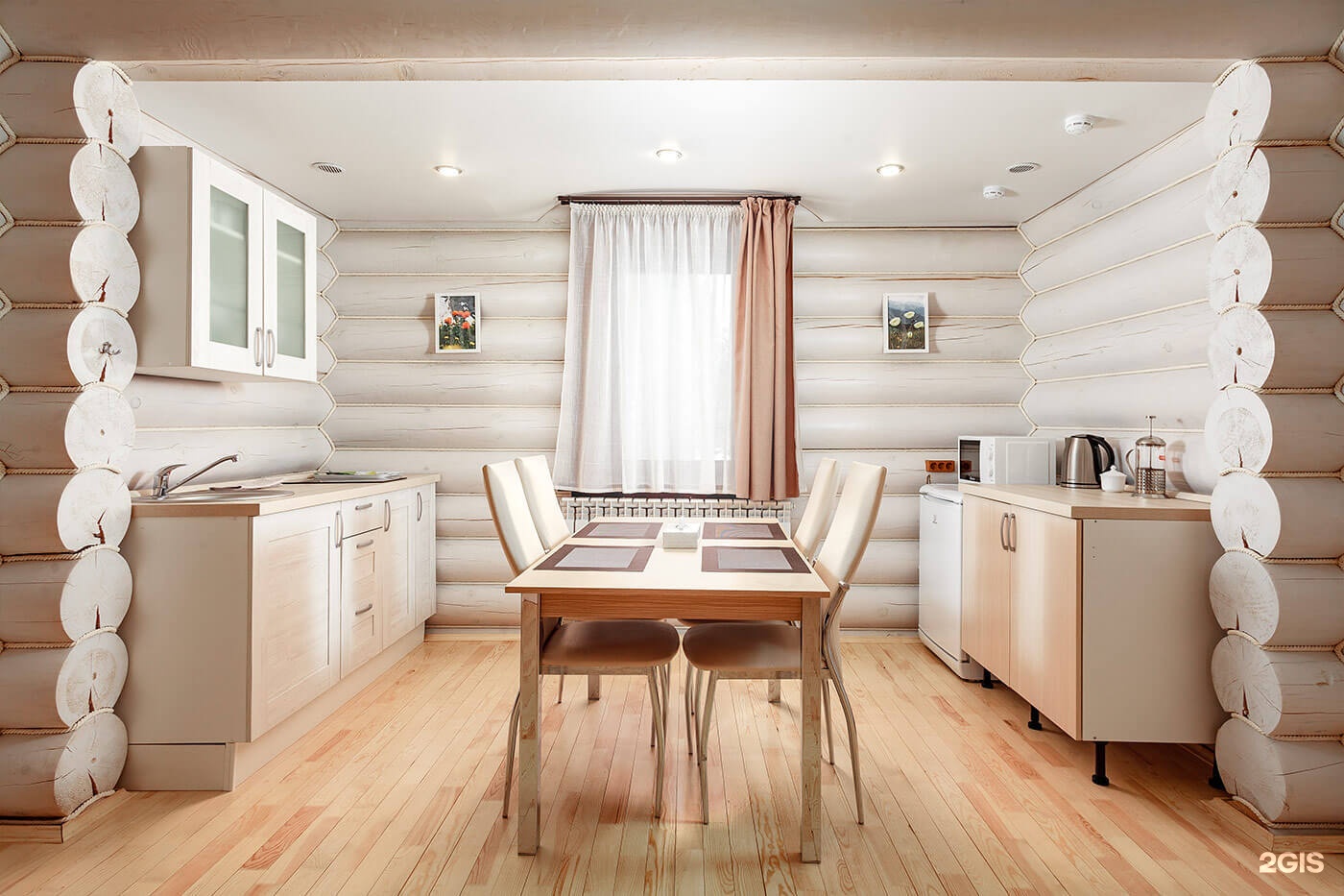 Семейный Дом номер 8 Люкс - фото 2