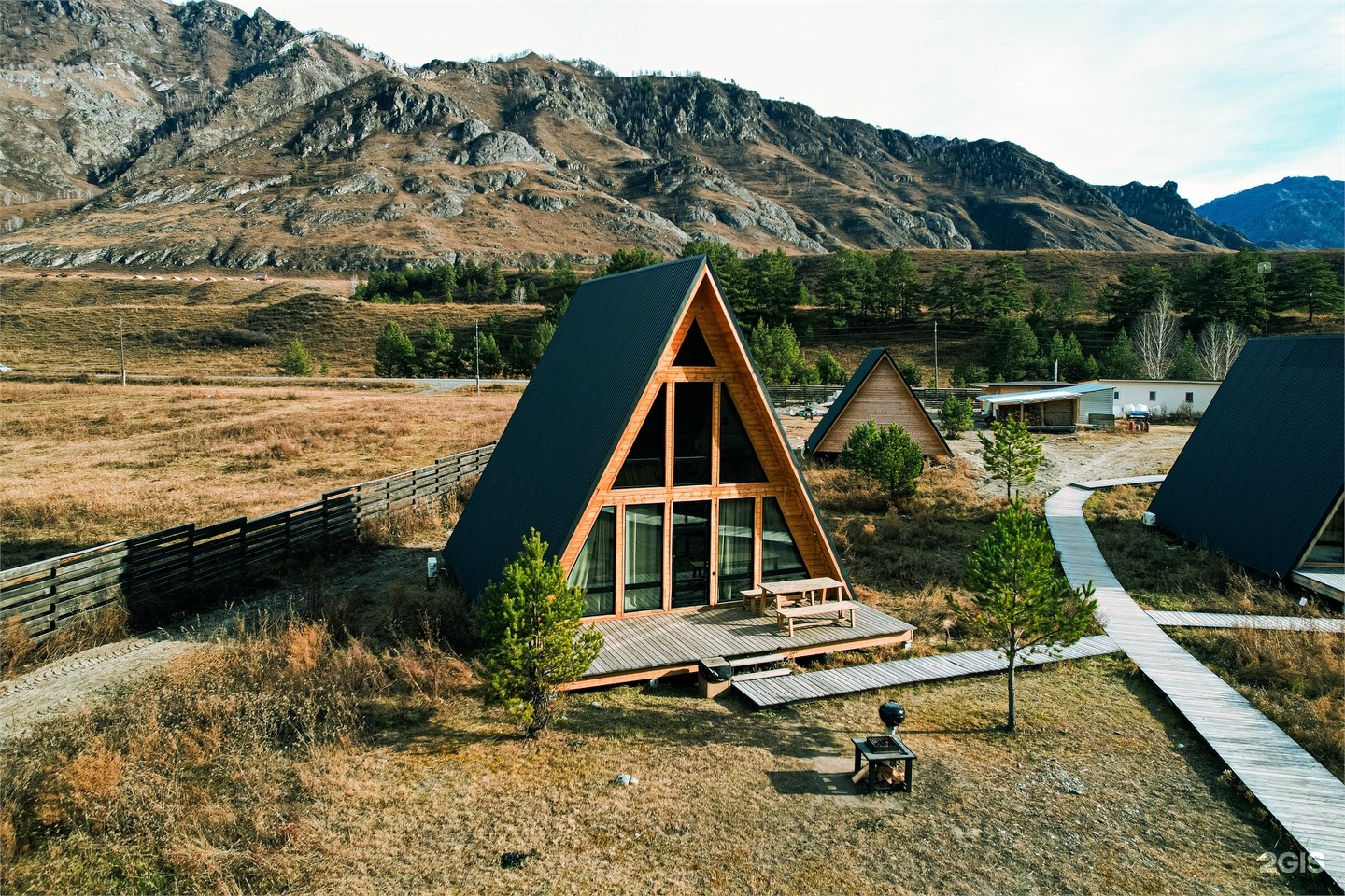 Гранд Шале две спальни с видом на горы - фото 2