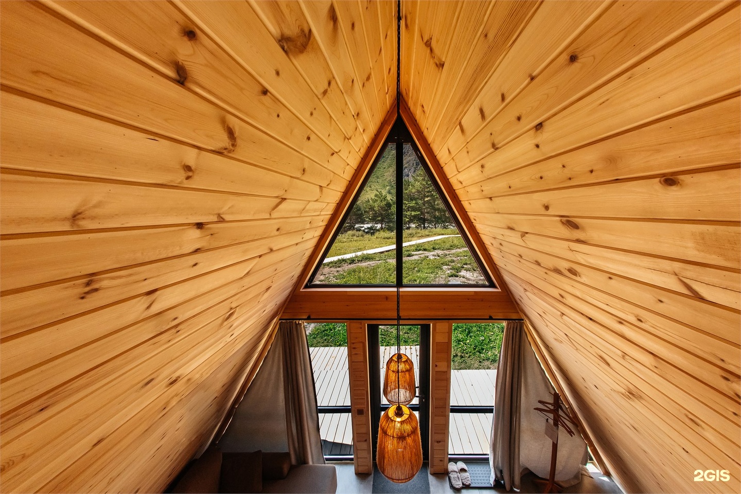 Дом А-фрейм вид на горы с одной спальней - фото 5