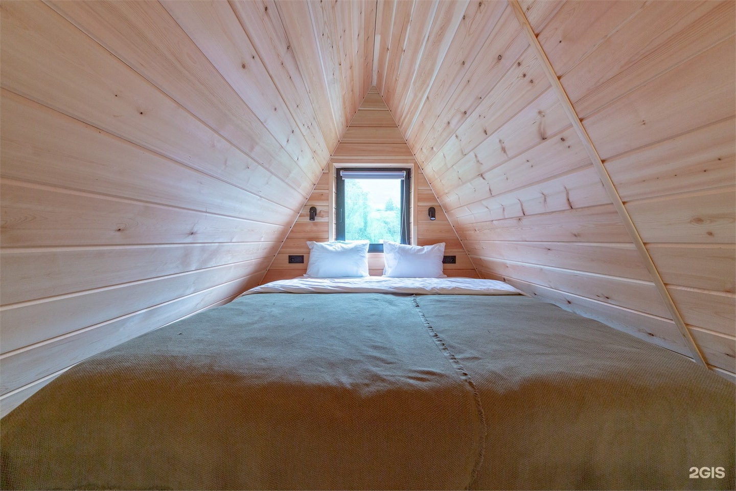 Дом А-фрейм вид на реку с одной спальней - фото 10