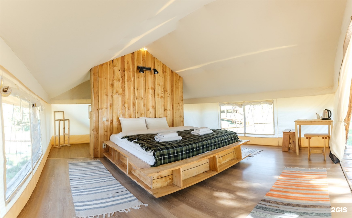 Шатер с Видом на горы - фото 2