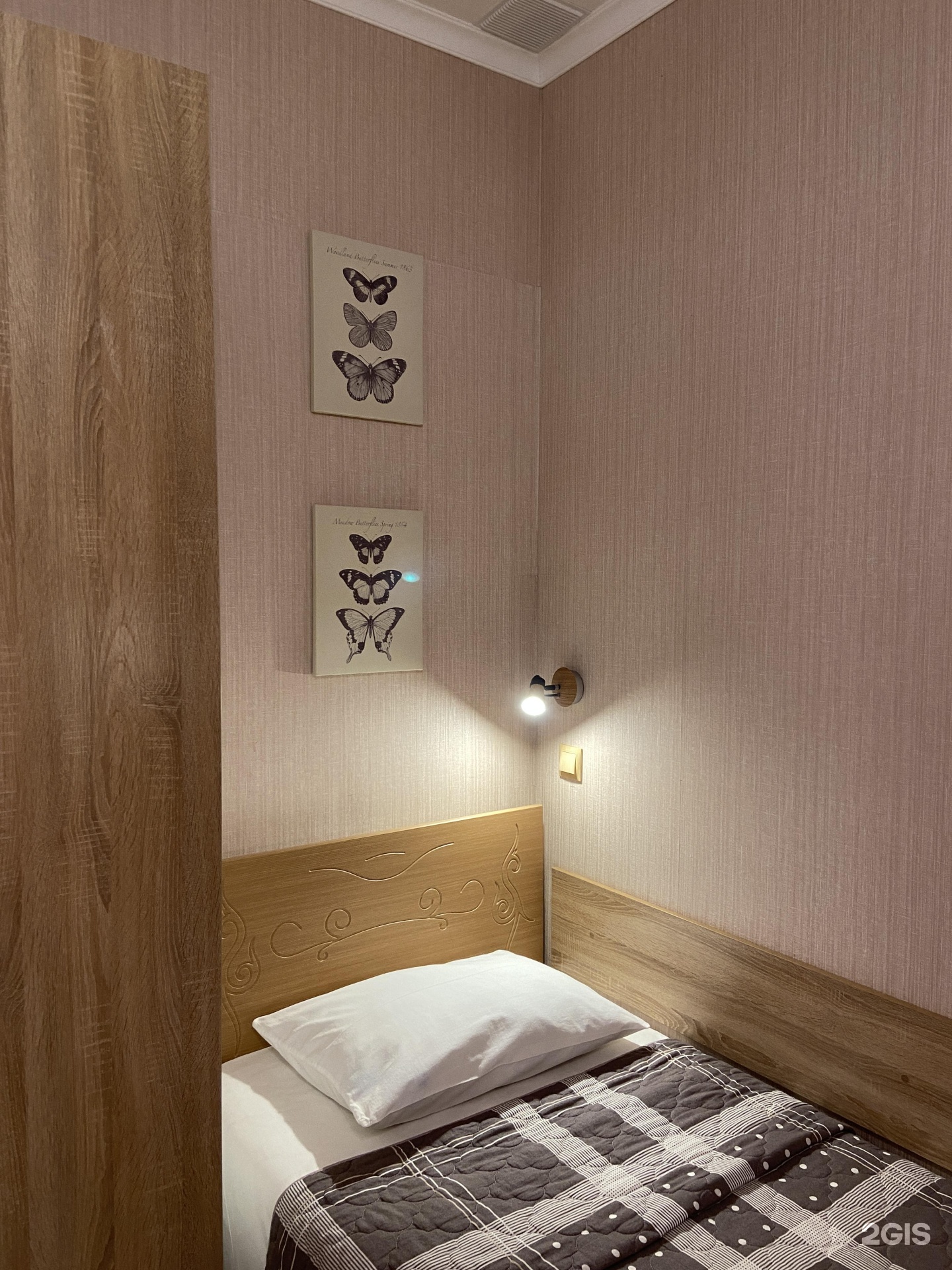 Трехместный номер с 3 односпальными кроватями с видом на горы - фото 9