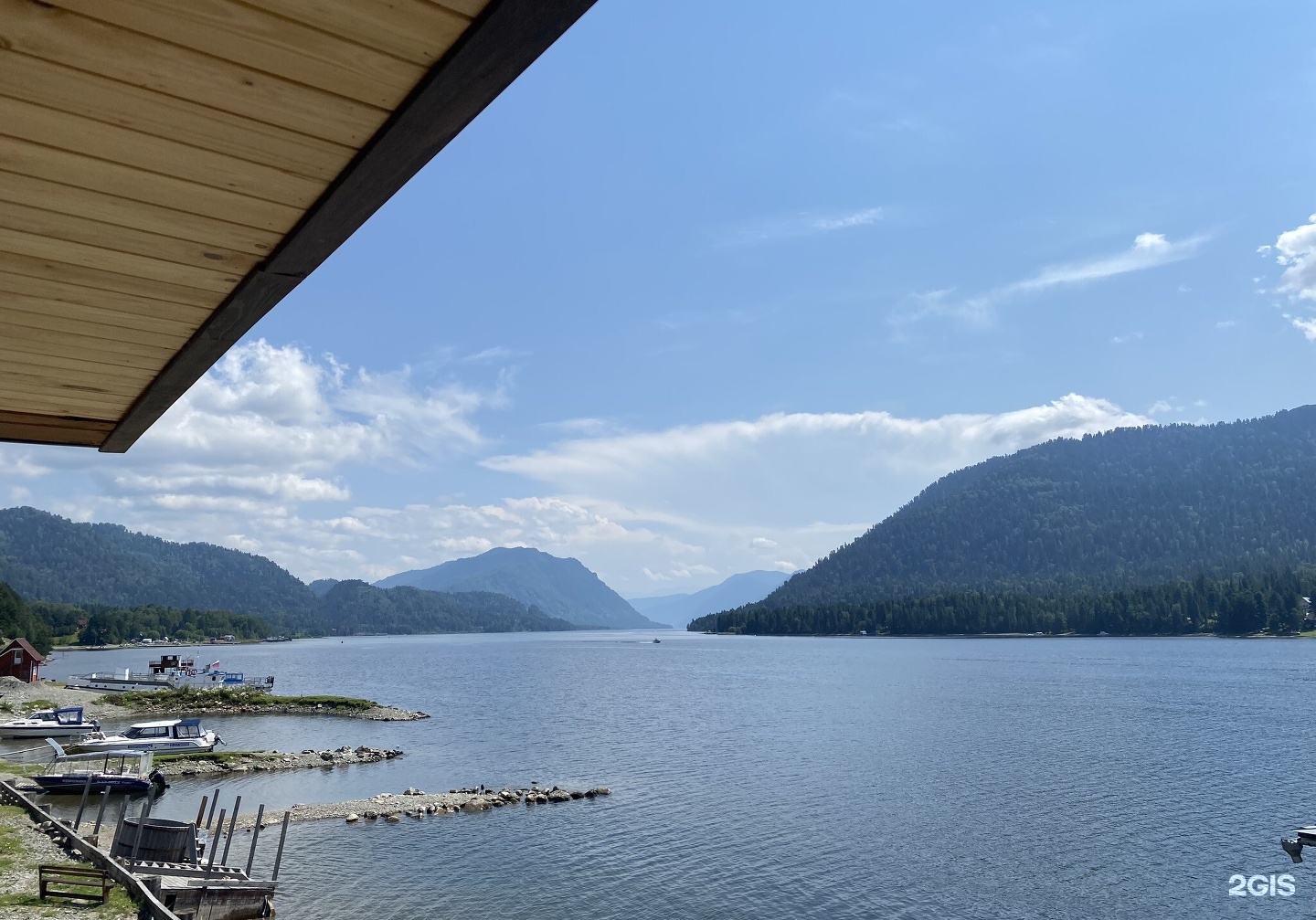 Двухкомнатный номер с балконом и видом на озеро - фото 9