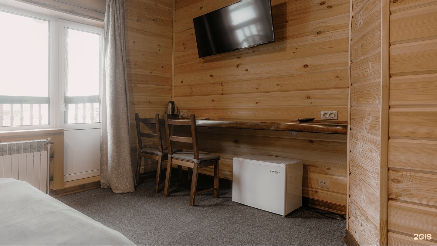 Полулюкс с балконом (боковой вид)  - фото 2