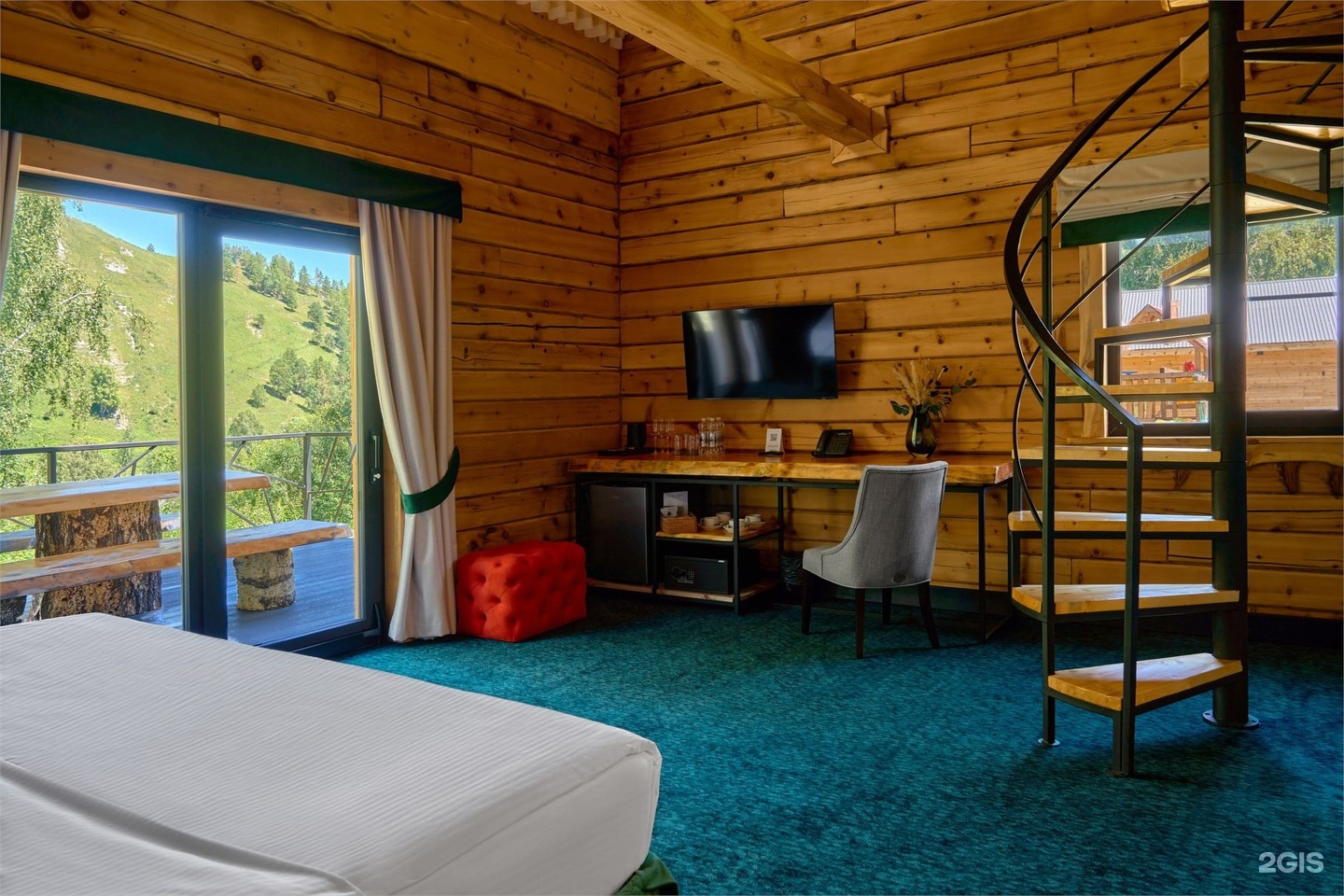 Вилла Люкс - фото 1