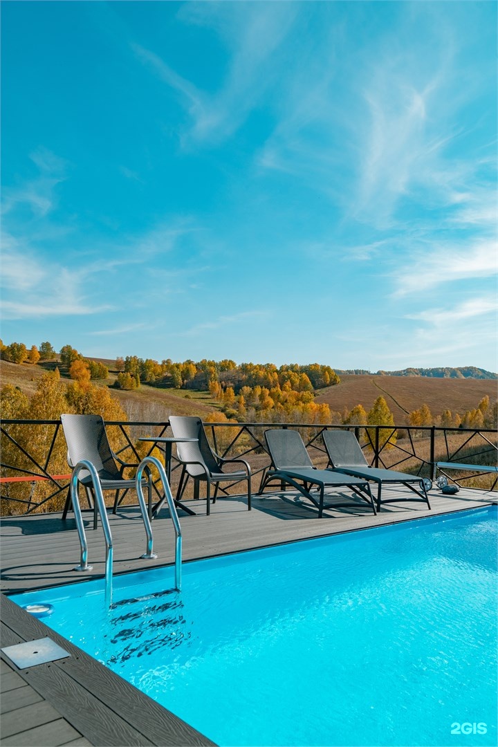 Вилла с бассейном и видом на горы - фото 14