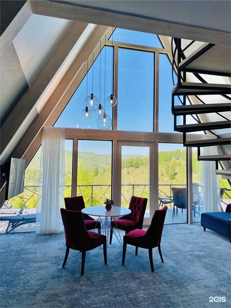 Шале с террасой и видом на горы - фото 12