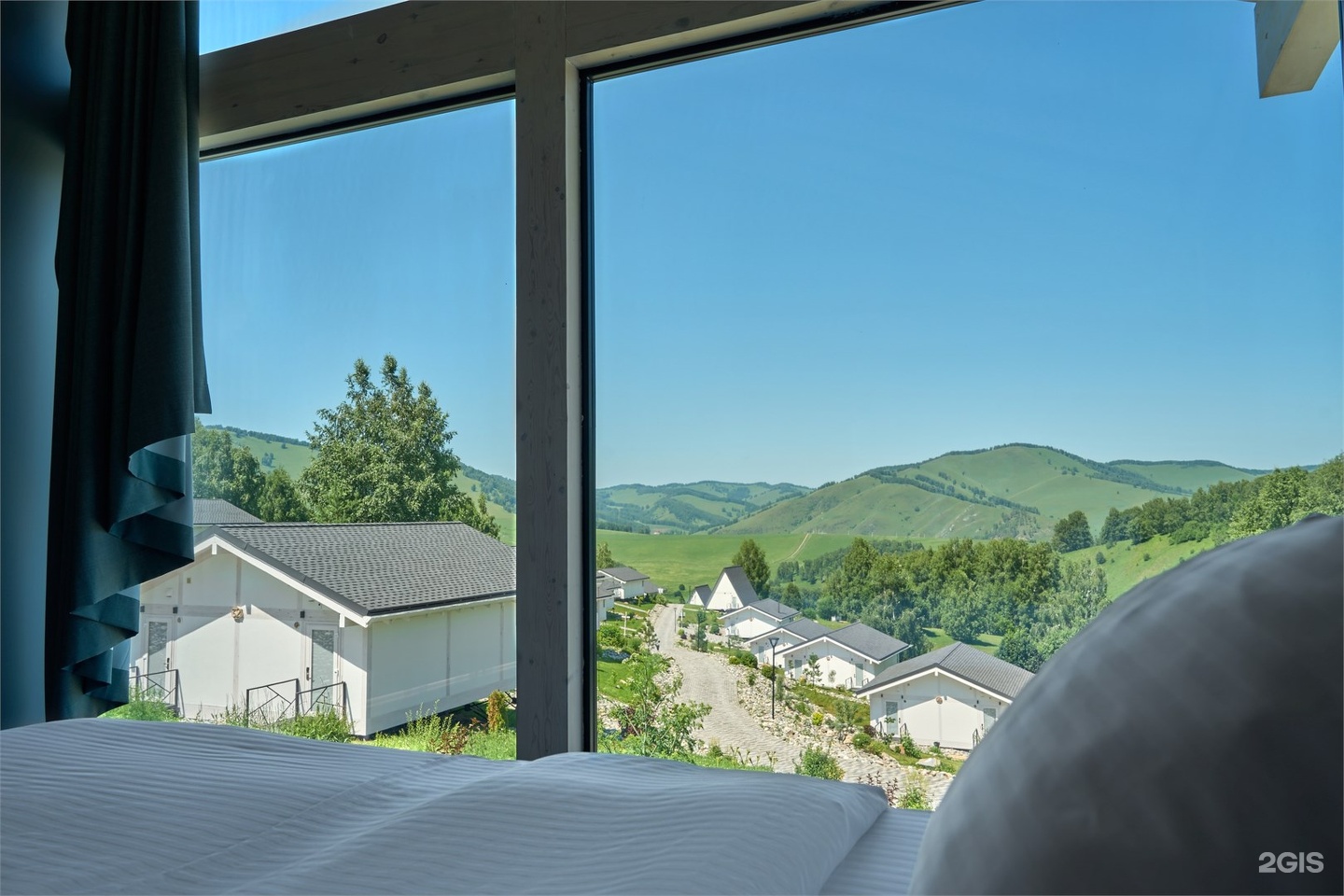 Дуплекс Твин с панорамным видом на горы - фото 10