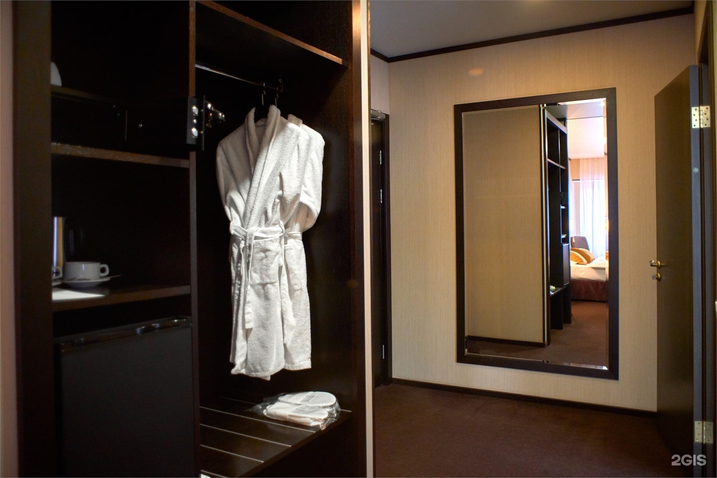 Улучшенный стандарт с двумя полутораспальными кроватями - фото 5