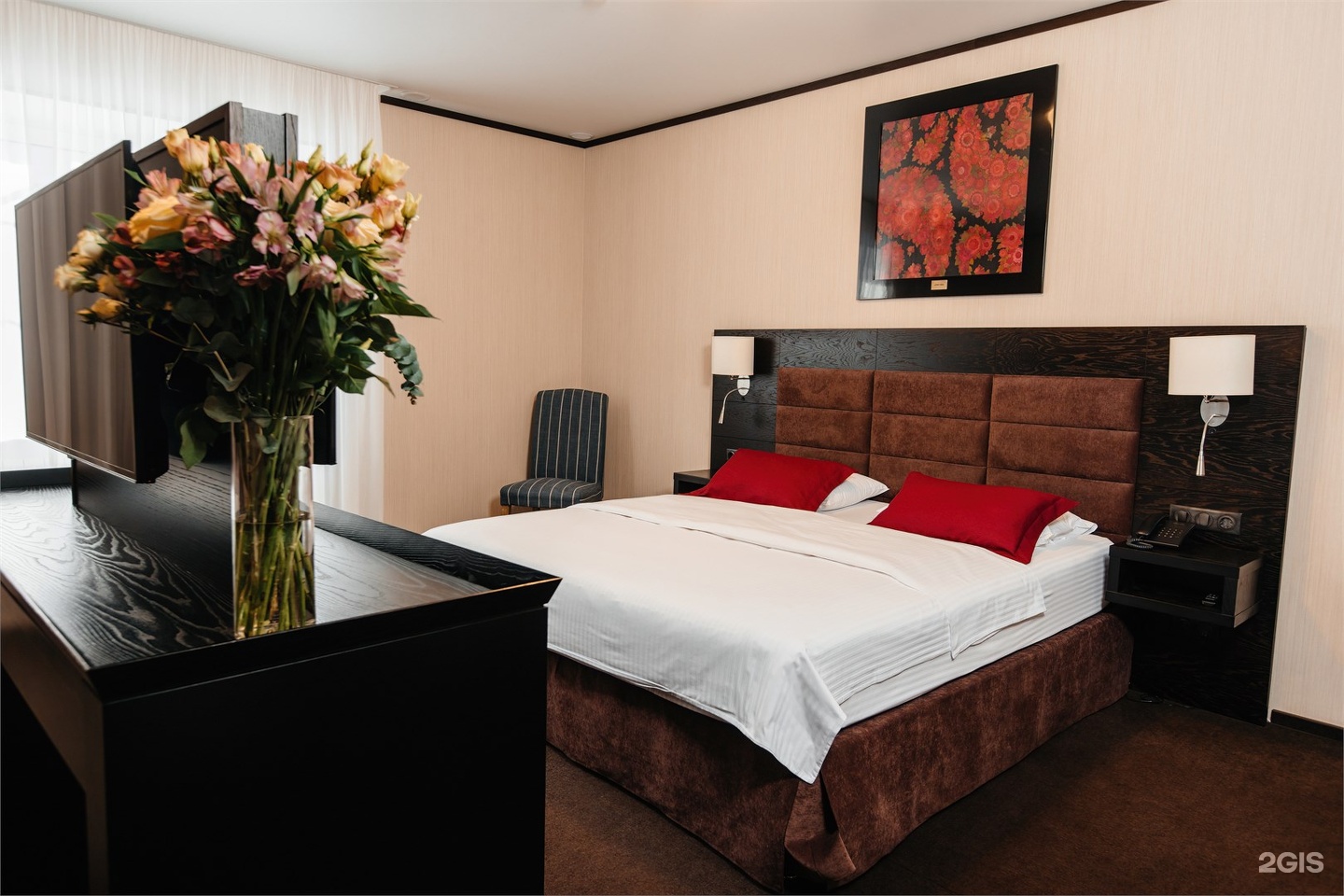 Джуниор сюит с одной большой кроватью - фото 1