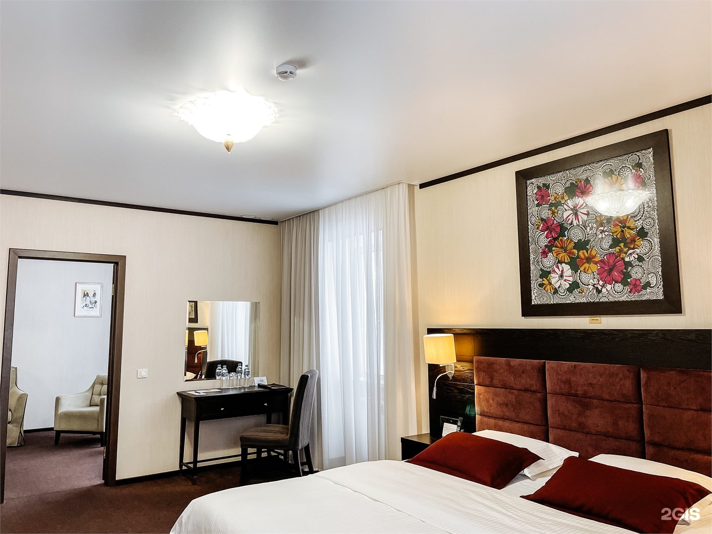 Люкс с двумя спальнями - фото 2