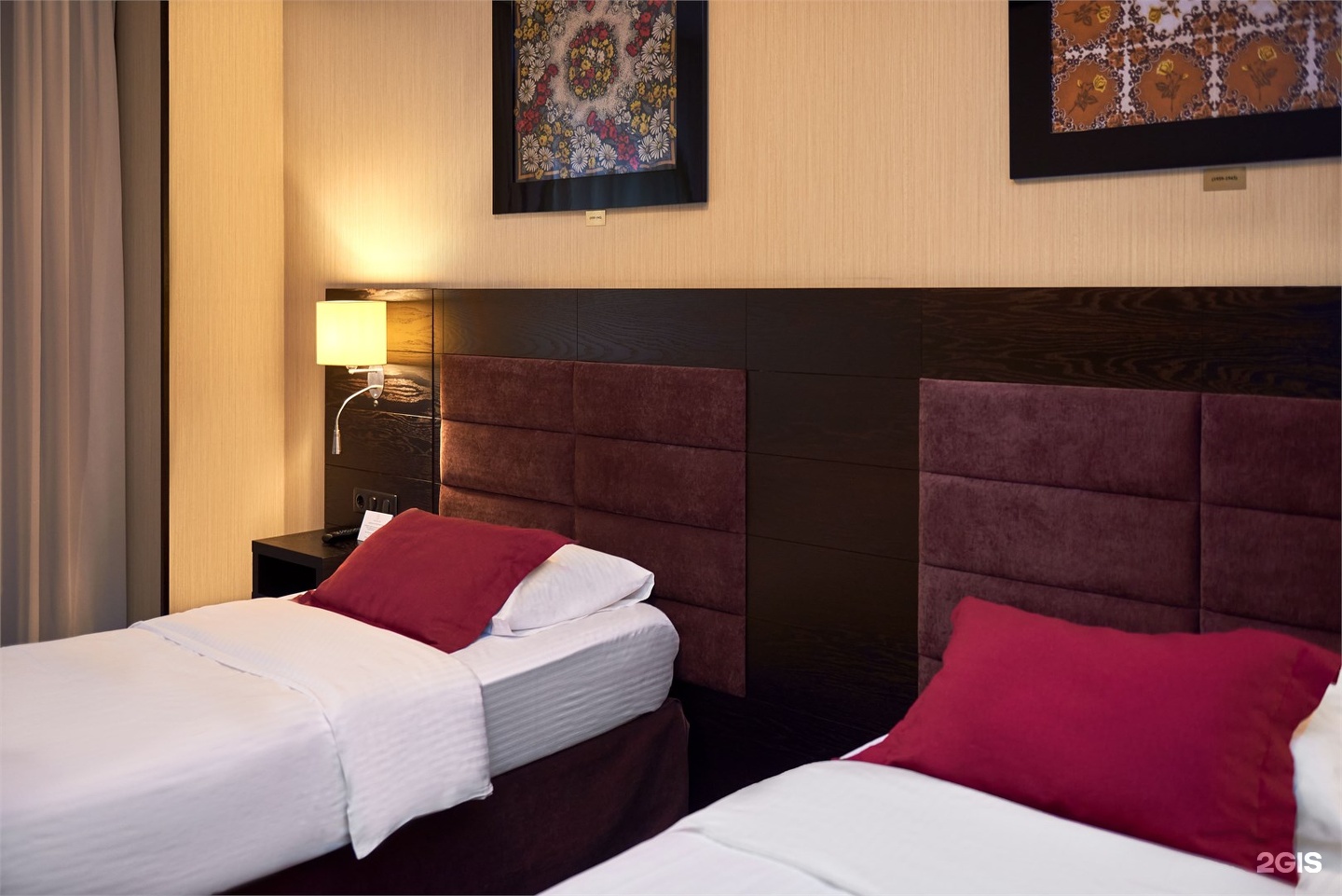 Стандарт с двумя полутораспальными кроватями - фото 1