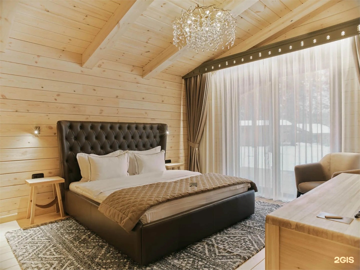 Фэмили Шале - фото 4