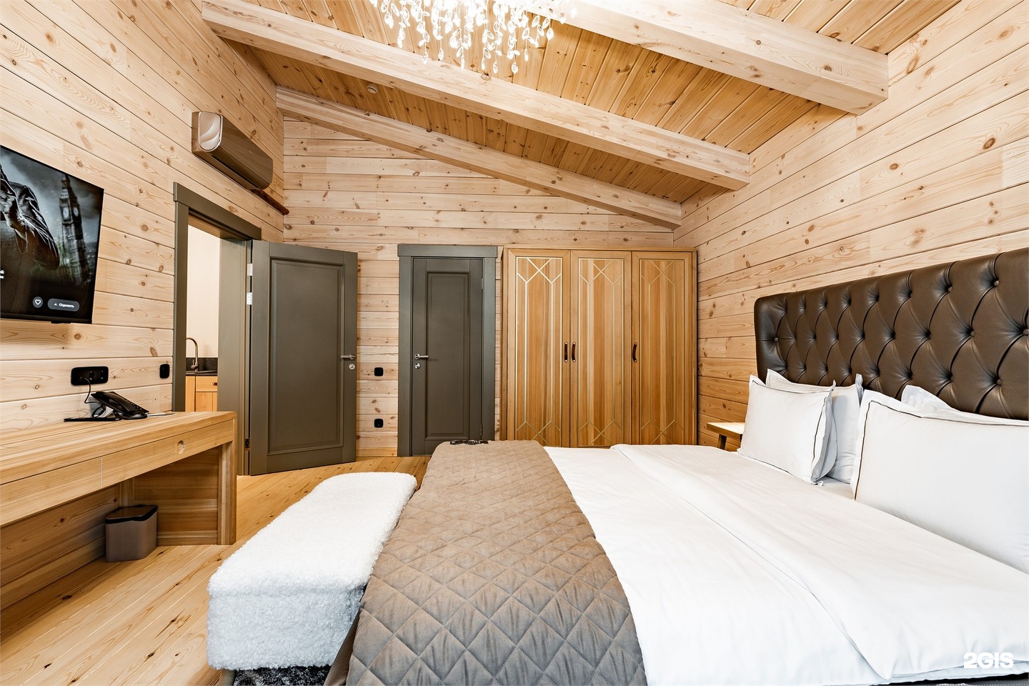 Фэмили Шале - фото 8