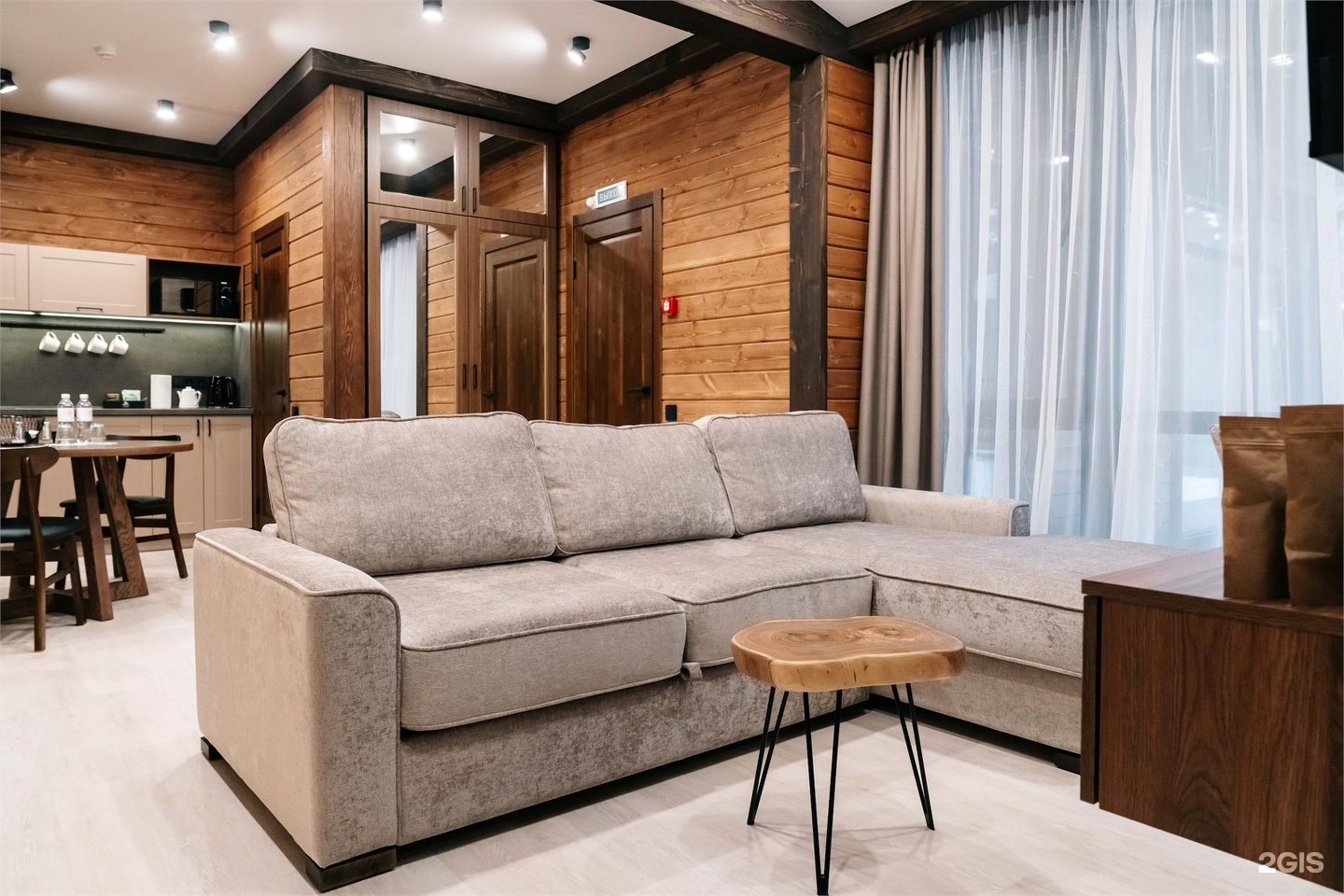 Полулюкс - фото 1