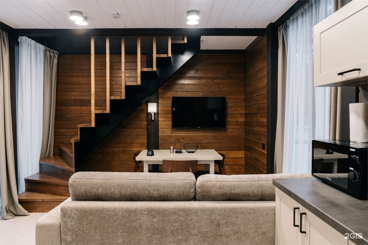 Люкс с видом на реку - фото 4