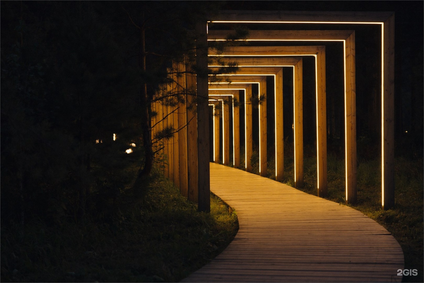 Вилла с панорамными окнами - фото 15