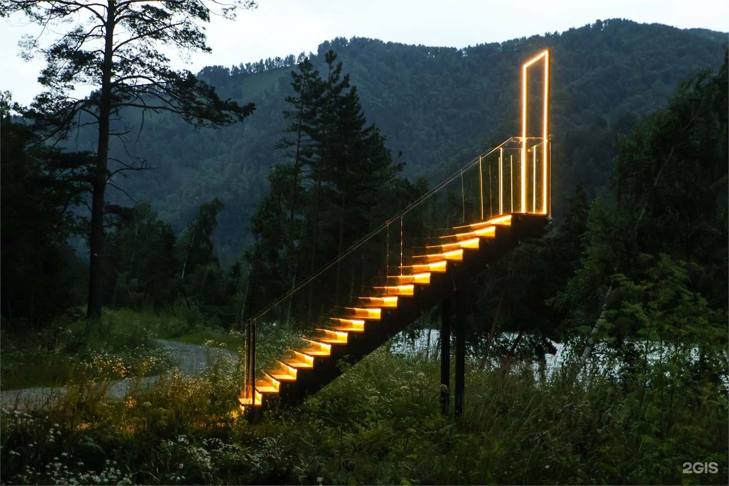 Вилла с панорамными окнами - фото 16