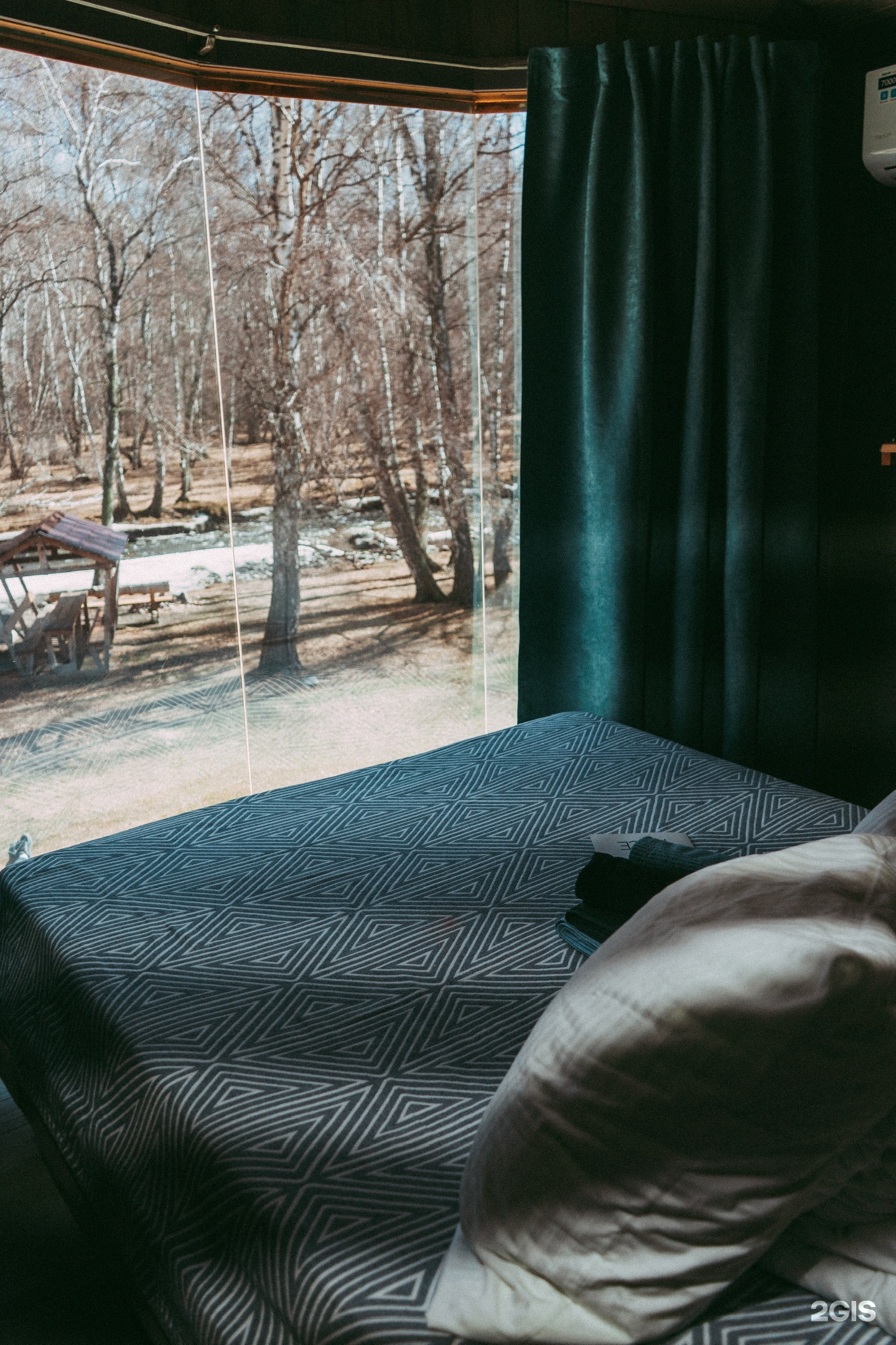 Дом с панорамной стеной - фото 3