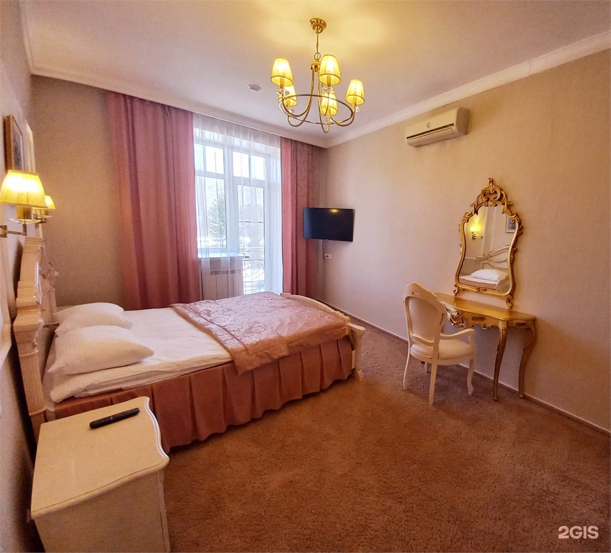 Апартаменты с балконом - фото 9