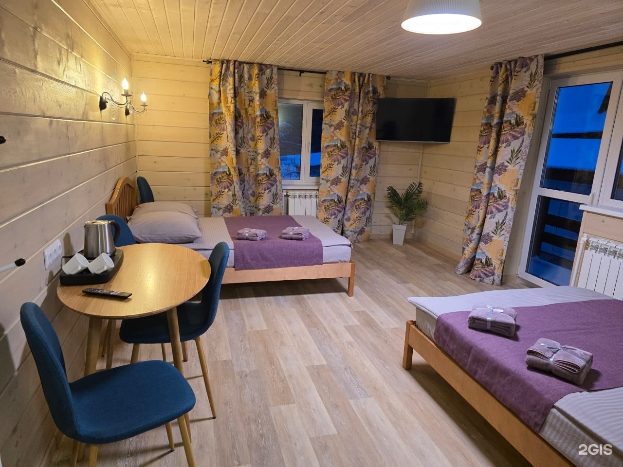 №6. 4-х местный номер с удобствами (3 этаж) - фото 2