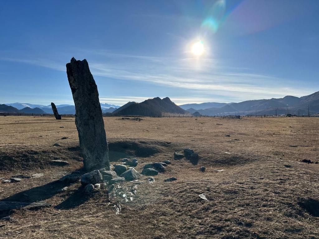 КРАЕУГОЛЬНЫЙ КАМЕНЬ