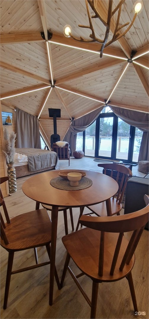 №12| Шишка-дом с камином - фото 1