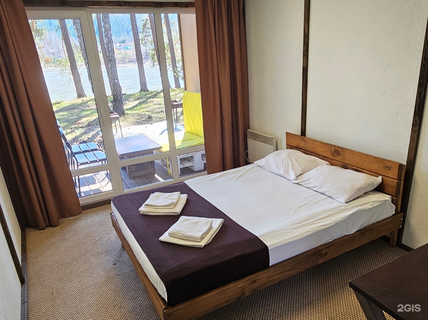 "Категория ТК" Номер с 2-спальной кроватью на первой линии в коттедже с террасой  - фото 1