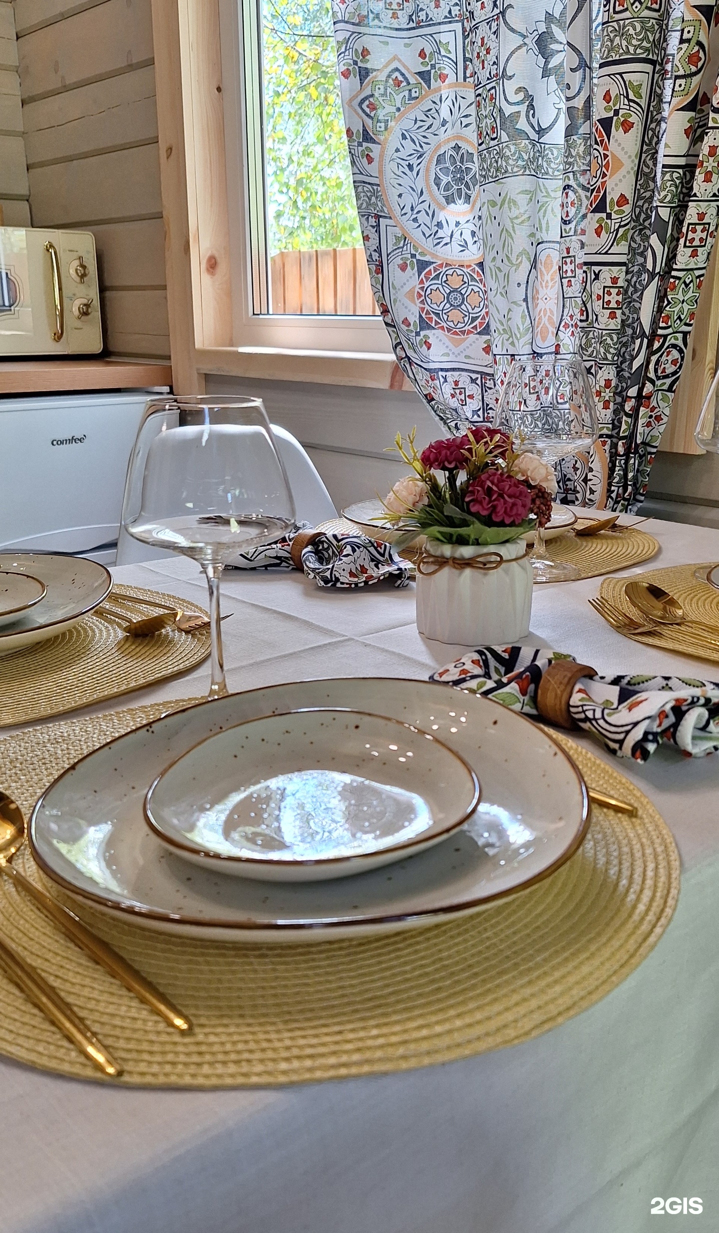 Коттедж с террасой - фото 1