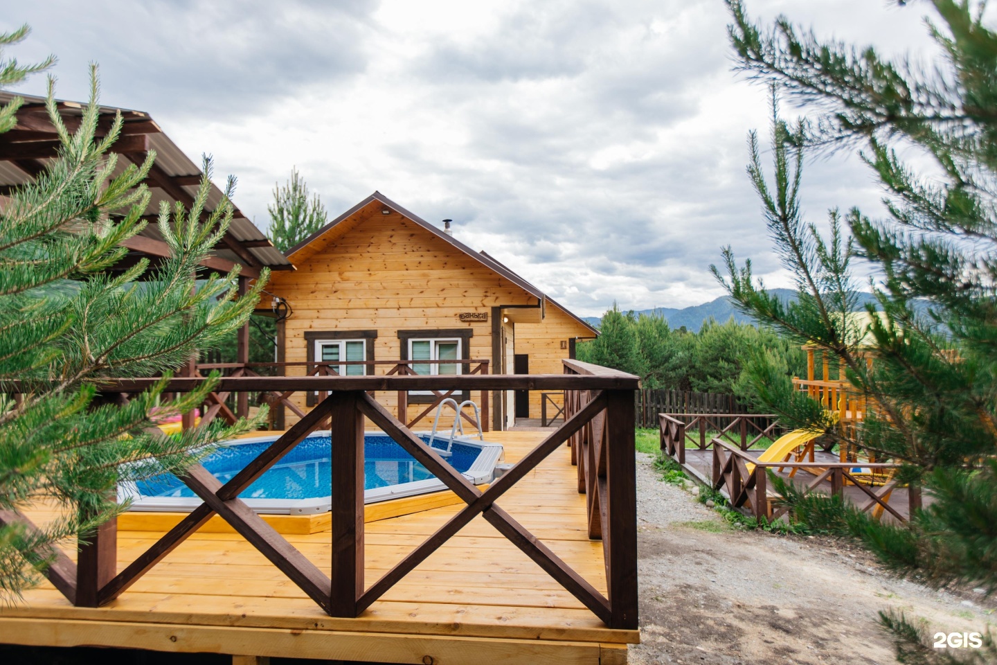 Чемальский дворик - фото 15