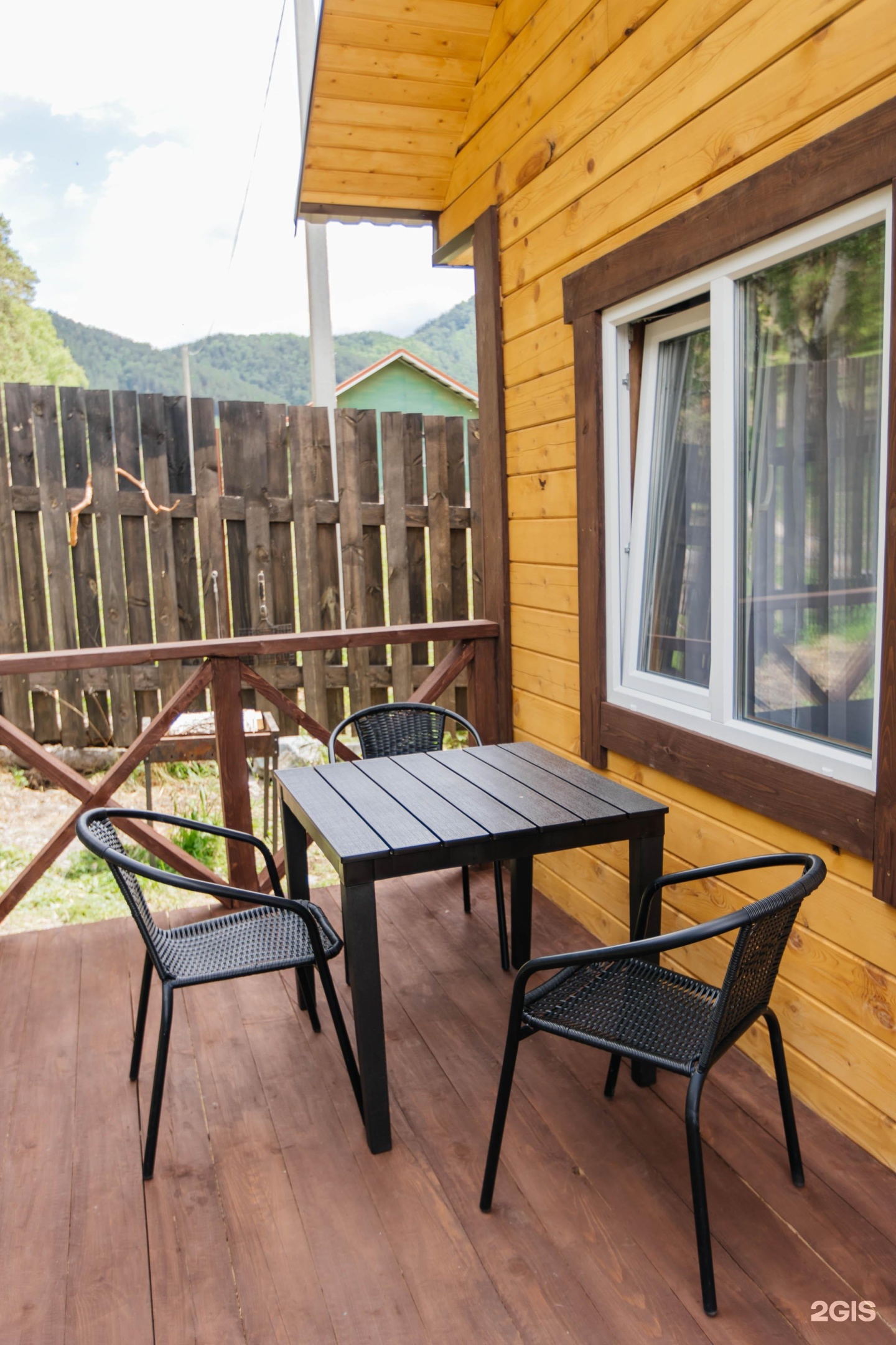 Чемальский дворик - фото 19