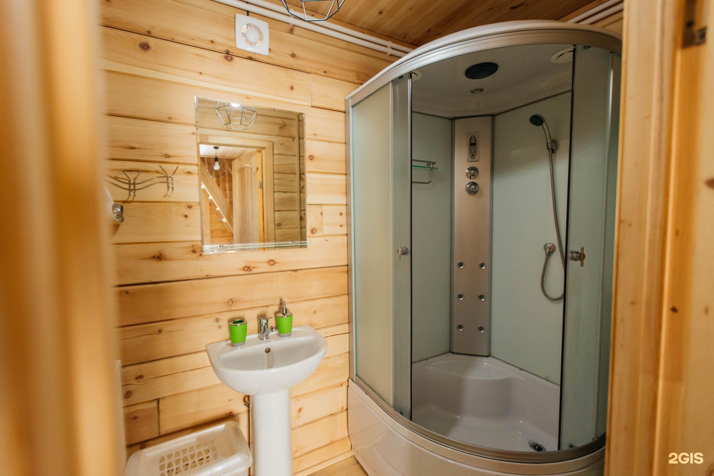 Чемальский дворик - фото 69