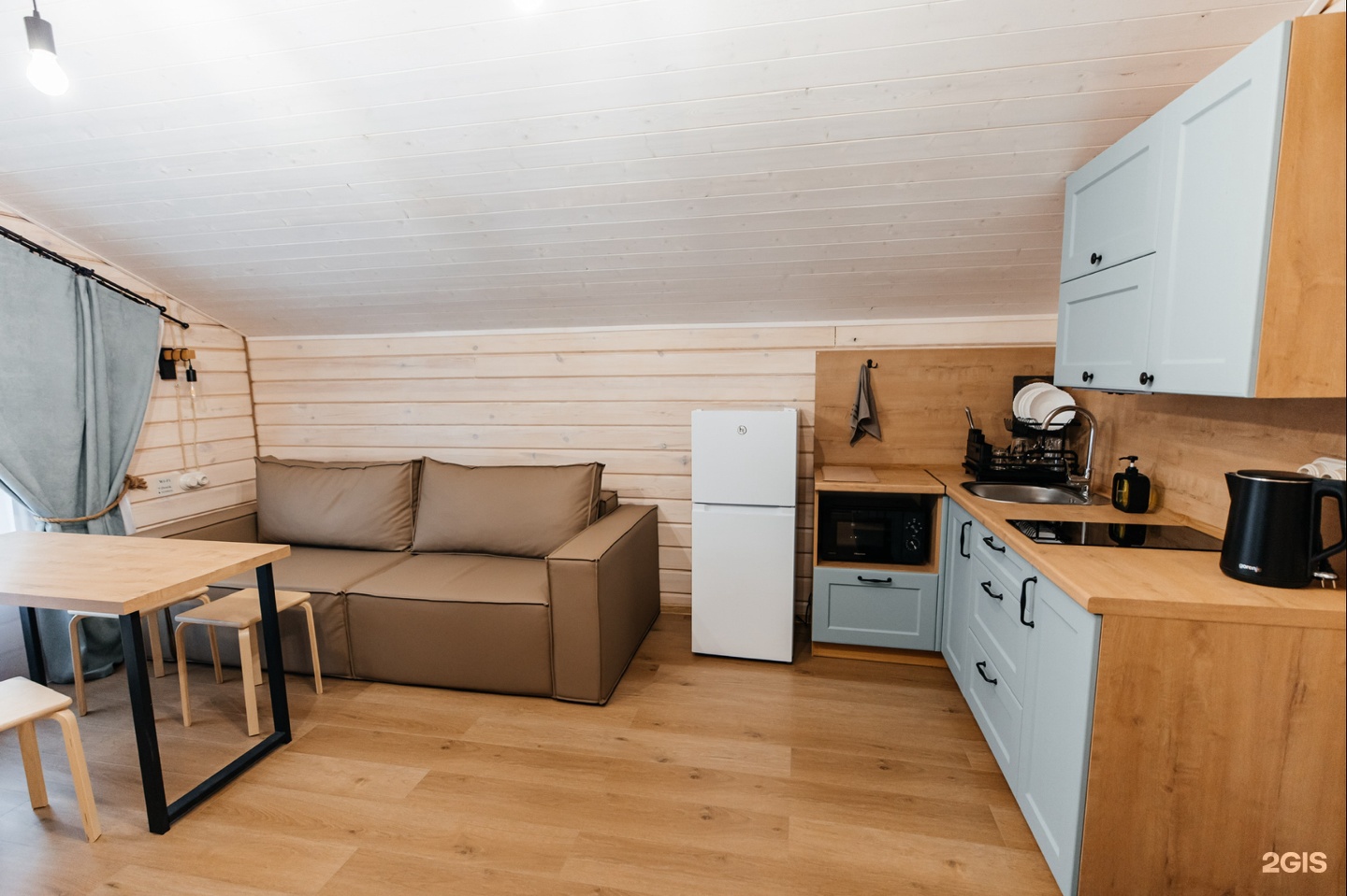 Четырехместный номер с 1 двуспальной или 2 односпальными кроватями - фото 3