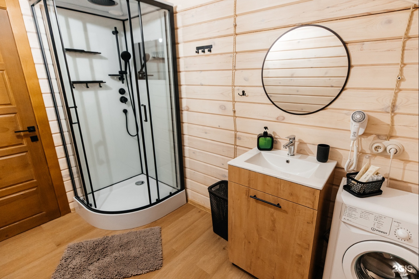 Четырехместный номер с 1 двуспальной или 2 односпальными кроватями - фото 4