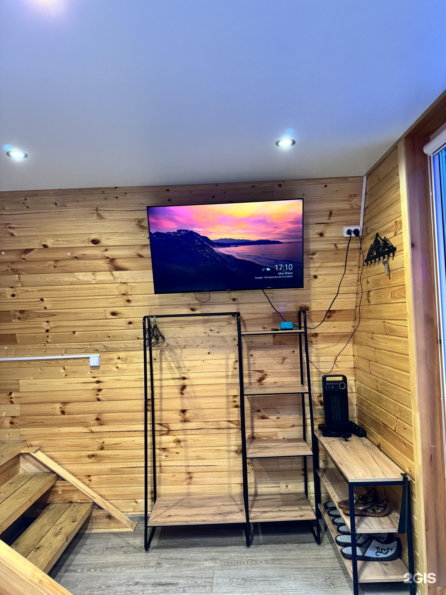 A-frame house - фото 10